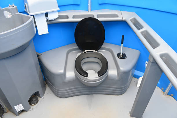 Best Portable restroom trailer rental  in Second Mesa, AZ