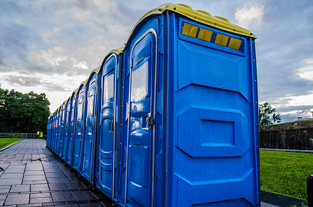 Portable restroom solutions in Second Mesa, AZ